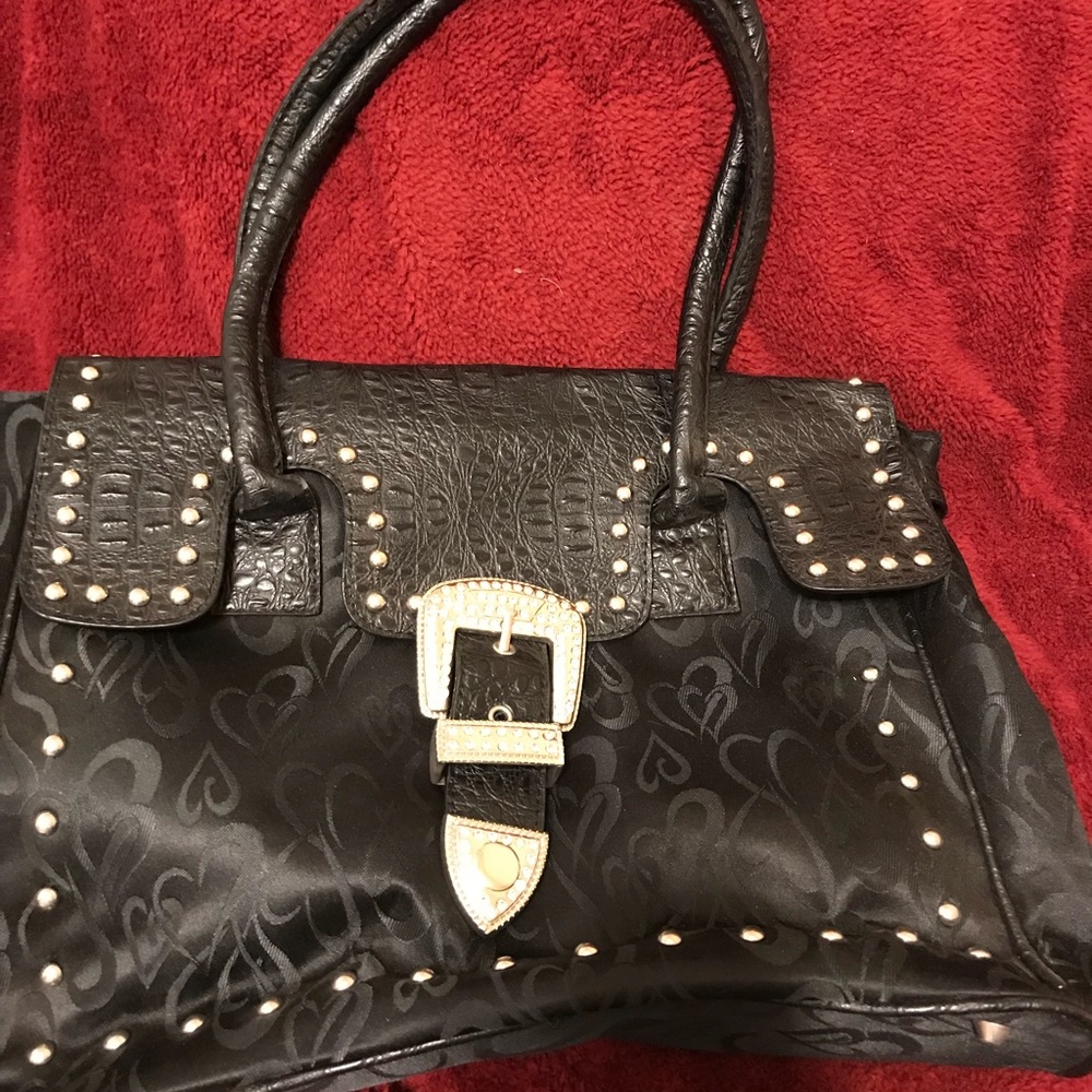 Large black satchel w buckle